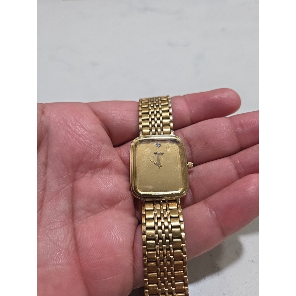 Vintage Seiko 9020-5249 Diamond Inlet.